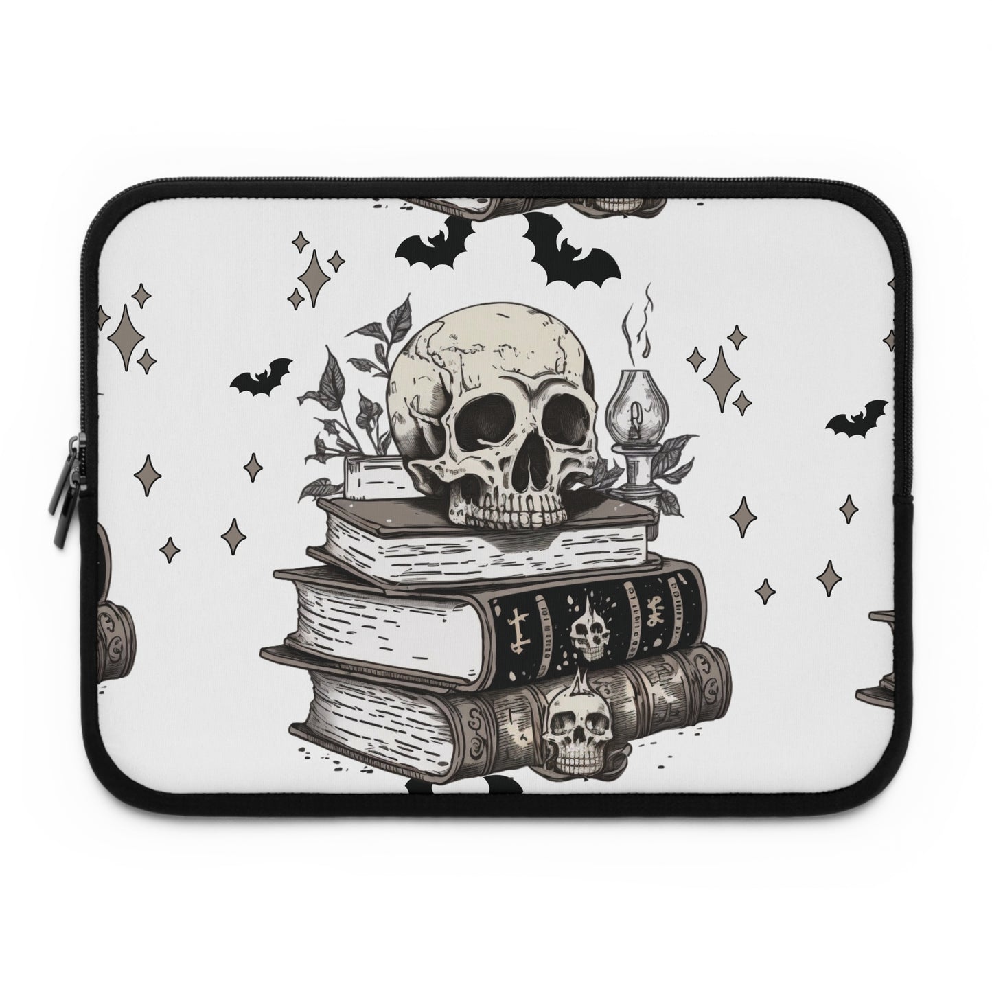 Black and white skull with bats  Tablet/Laptop Sleeve